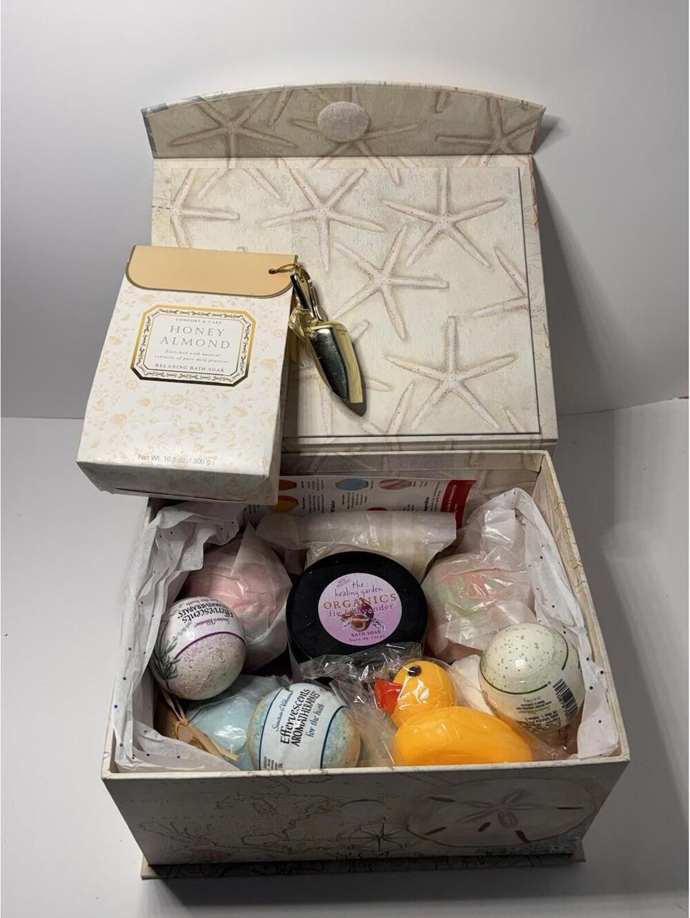 Spa Gift Basket Bath Bomb Lot Honey Almond Fig Lavender Soaks Duck